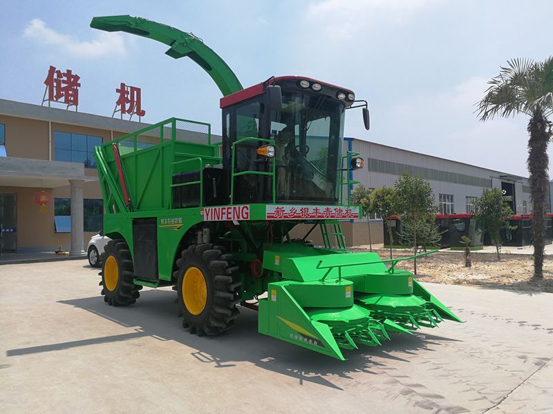 玉米青儲(chǔ)收割機(jī)正確購買方法要掌握